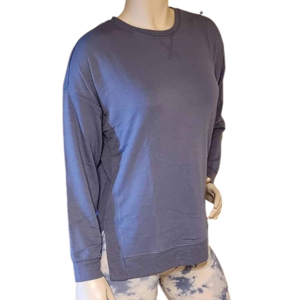 Super Soft and Comfortable blue‎ top very oversized xs